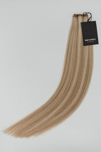 #P16A/60A Billionaire Blonde